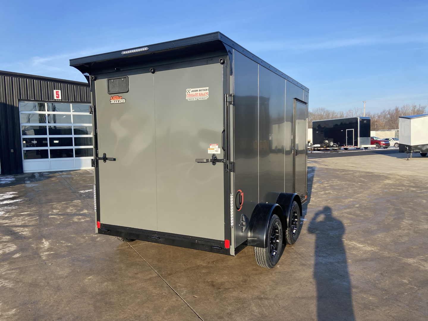 New United 12' UJ V-Nose Enclosed Cargo Trailer