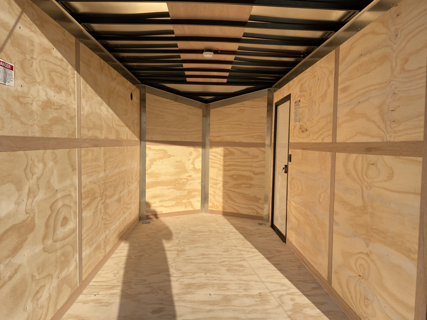 New United 12' UJ V-Nose Enclosed Cargo Trailer