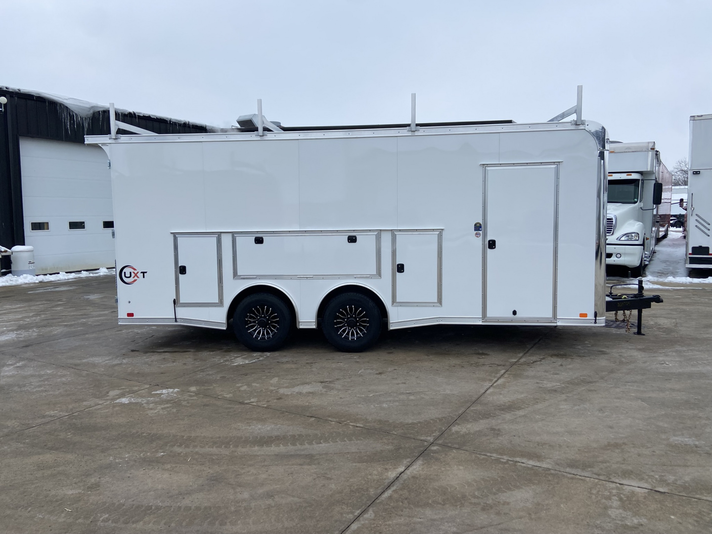 New 2026 United UXT 8.5X20 Contractor Trailer