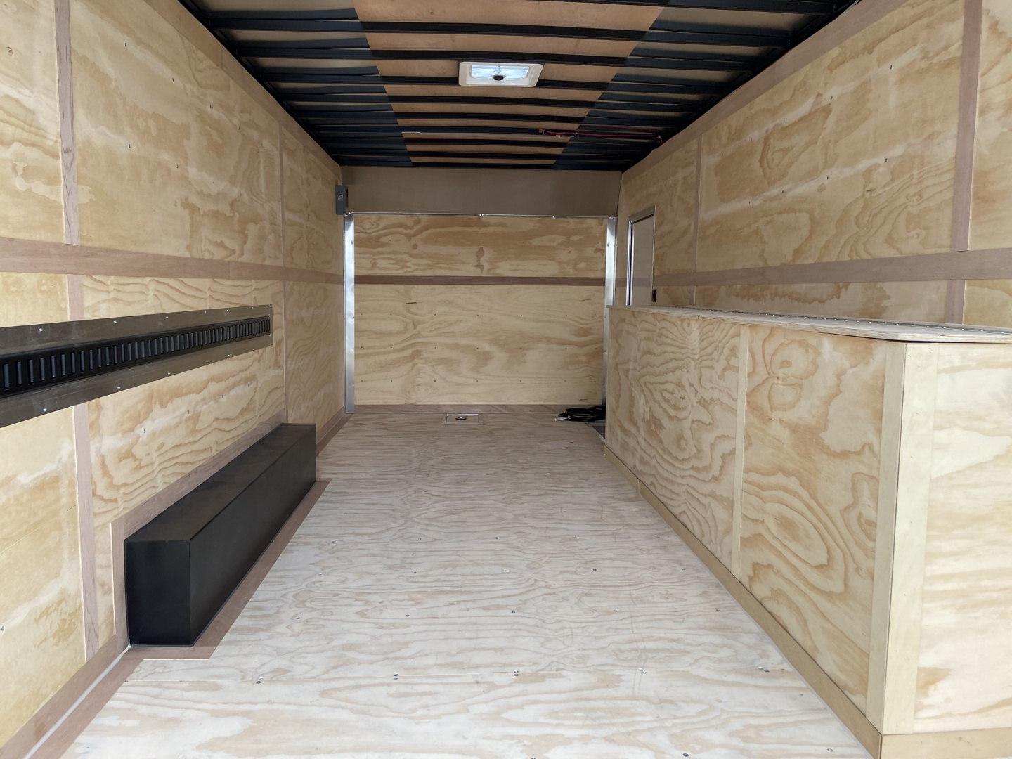 New 2026 United UXT 8.5X20 Contractor Trailer