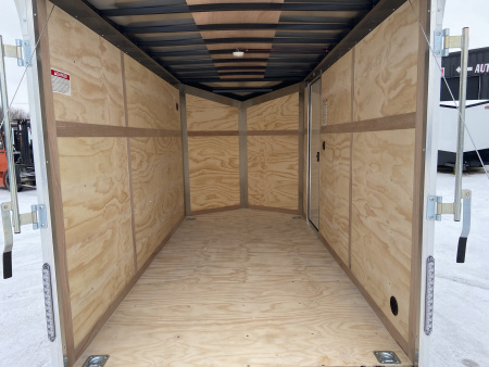 New United 12' UJ V-Nose Enclosed Cargo Trailer
