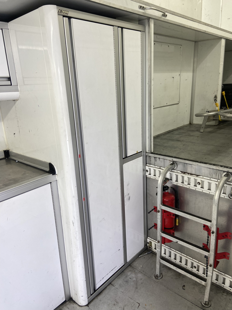 Used 40FT Optima Liftgate Air Ride Stacker