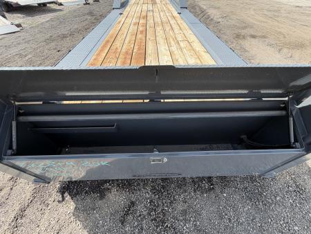 New 2025 Dura-Haul 8x28+4 20k Gooseneck Flatbed Equipment Trailer with Drive Over Fenders