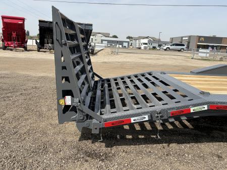 New 2025 Dura-Haul 8x28+4 20k Gooseneck Flatbed Equipment Trailer with Drive Over Fenders