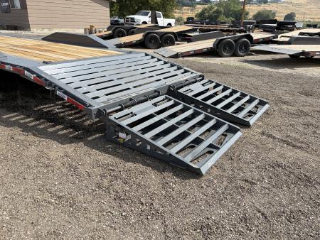New 2025 Dura-Haul 8x28+4 20k Gooseneck Flatbed Equipment Trailer with Drive Over Fenders