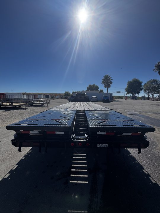 New 2022 Norstar EQ-GN-DO Deckover Trailer