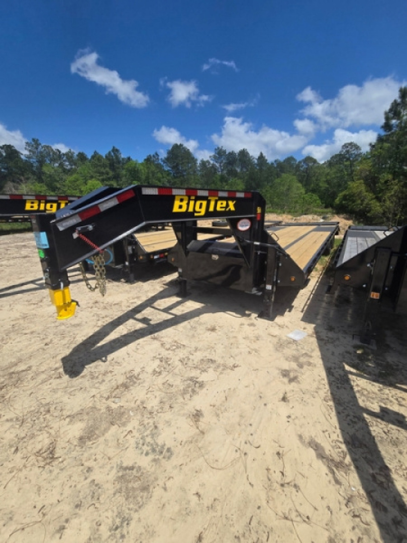 New 2026 Big Tex Trailers 22GN-25+5 Gooseneck with Mega Ramps Deckover Trailer