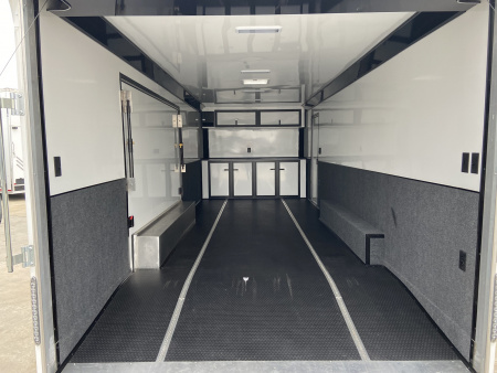 Used 2024 United UAT 24' Race Trailer