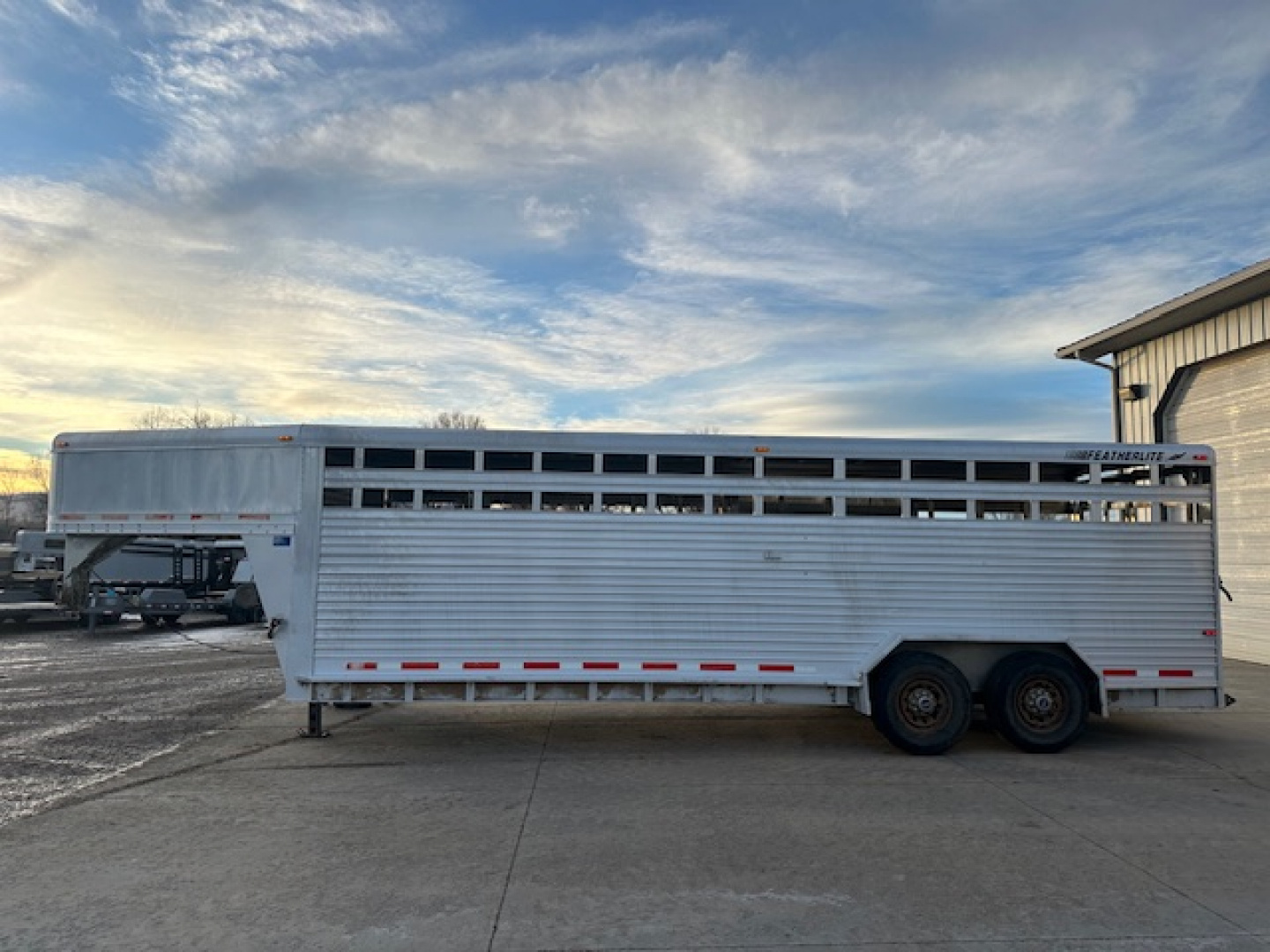 Used 2001 Featherlite 20' Stock