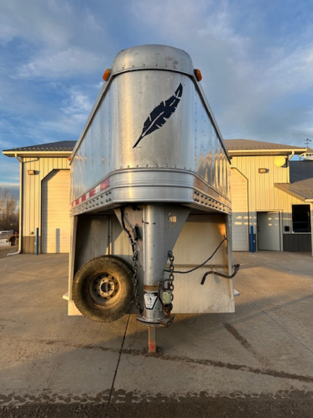 Used 2001 Featherlite 20' Stock