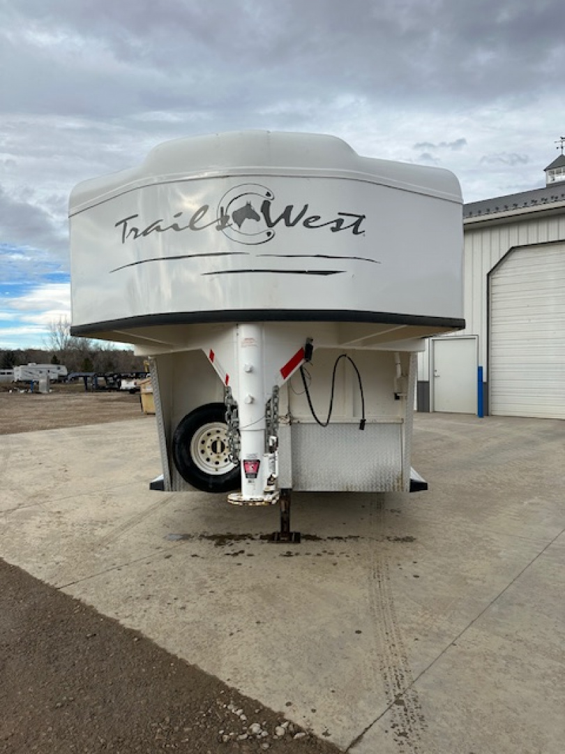 Used 2010 Trails West Santa Fe 21' Combo