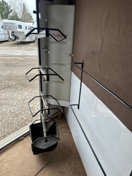 Used 2010 Trails West Santa Fe 21' Combo