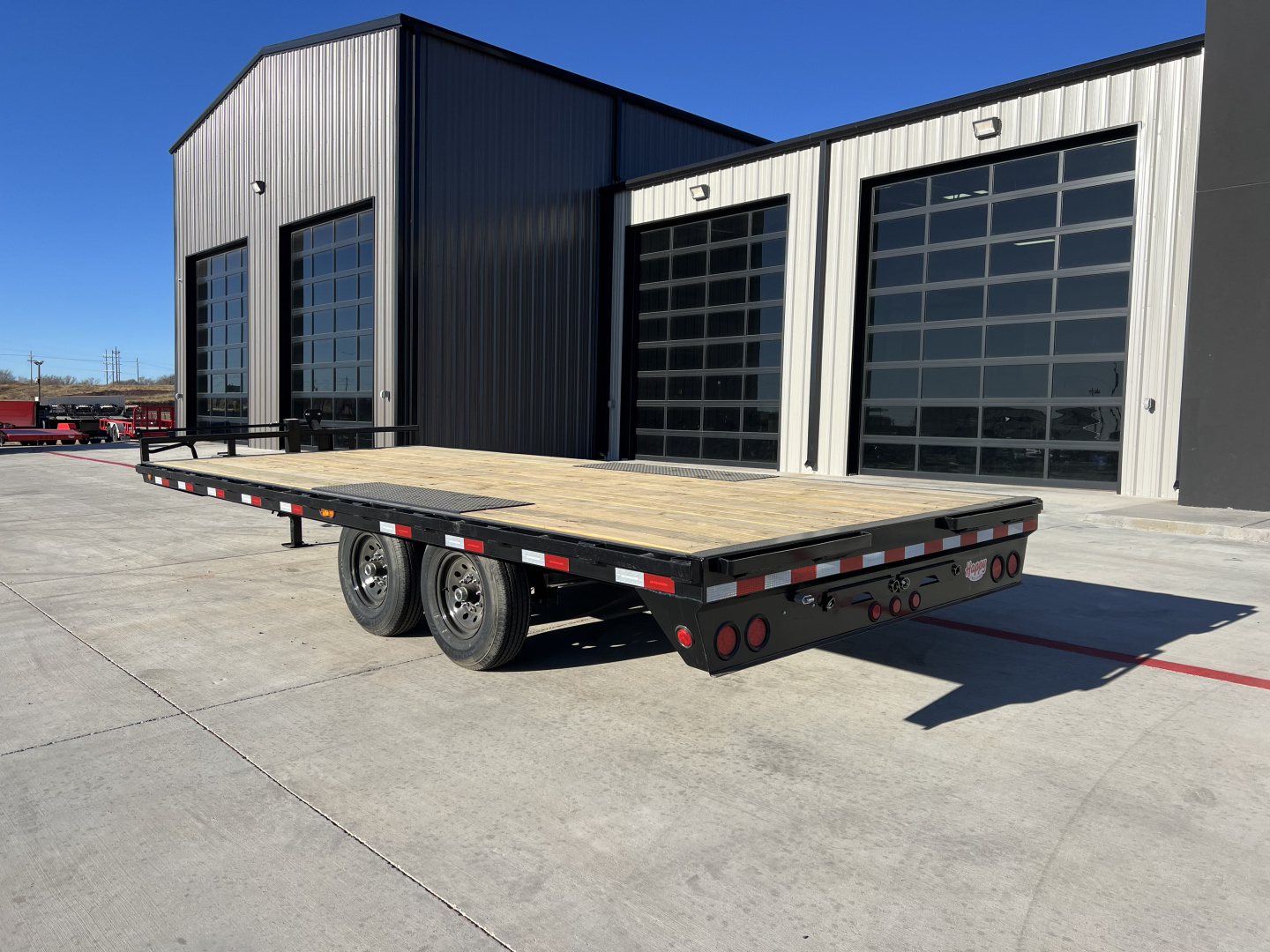 New 2026 PJ 102"x20' BP 8" I-Beam Deckover Trailer – F8