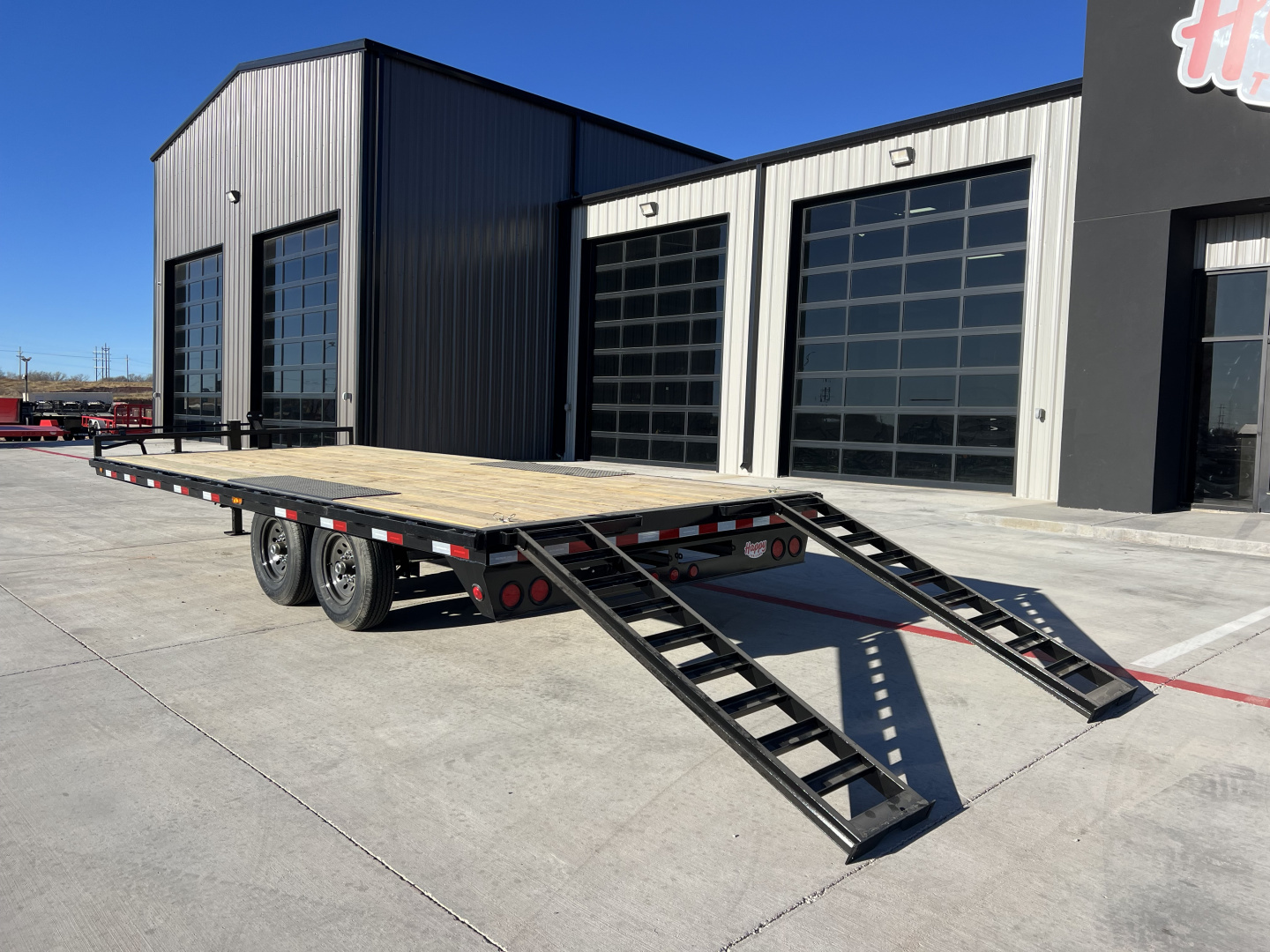 New 2026 PJ 102"x20' BP 8" I-Beam Deckover Trailer – F8