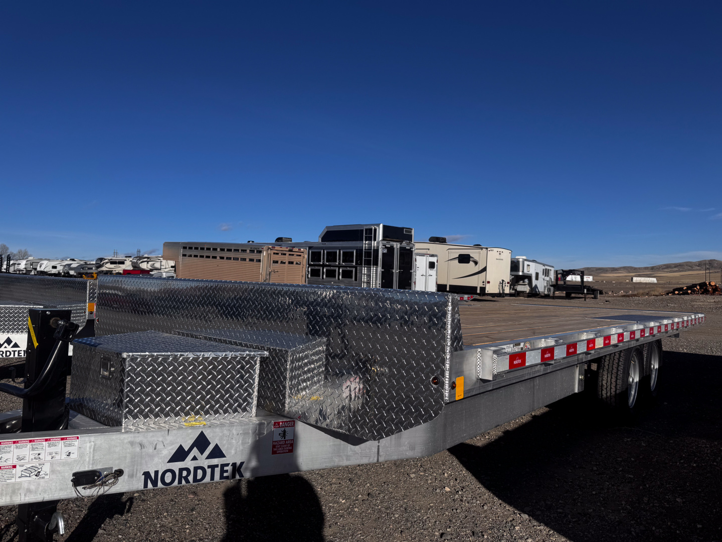 New 2026 Nordtek 22' Full Tilt Deckover Tilt Trailer