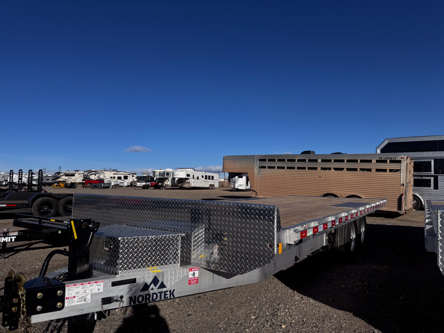 New 2026 Nordtek 22' Full Tilt Deckover Tilt Trailer