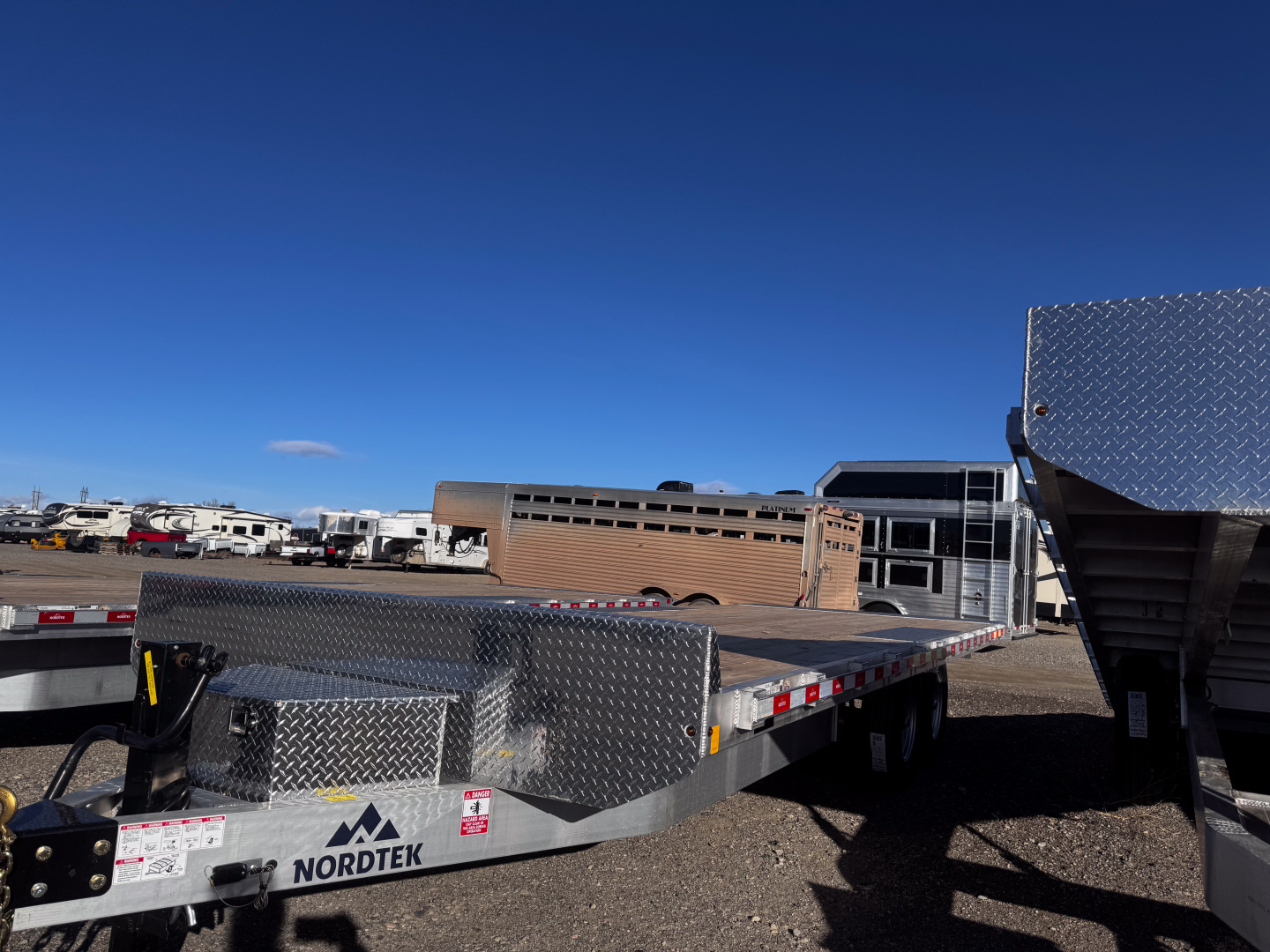 New 2026 Nordtek 22' Full Tilt Deckover Tilt Trailer