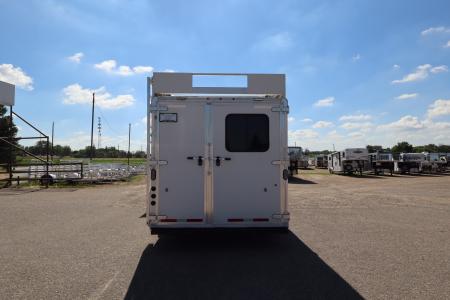 Used 2015 Lakota 3 HR LQ Horse Trailer