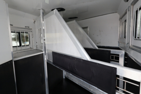 Used 2015 Lakota 3 HR LQ Horse Trailer