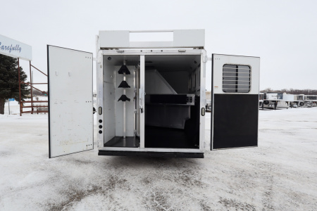 Used 2015 Lakota 3 HR LQ Horse Trailer