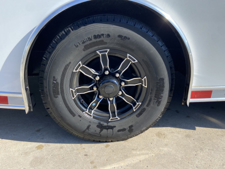 Used United 8.5X32 USH Race Trailer