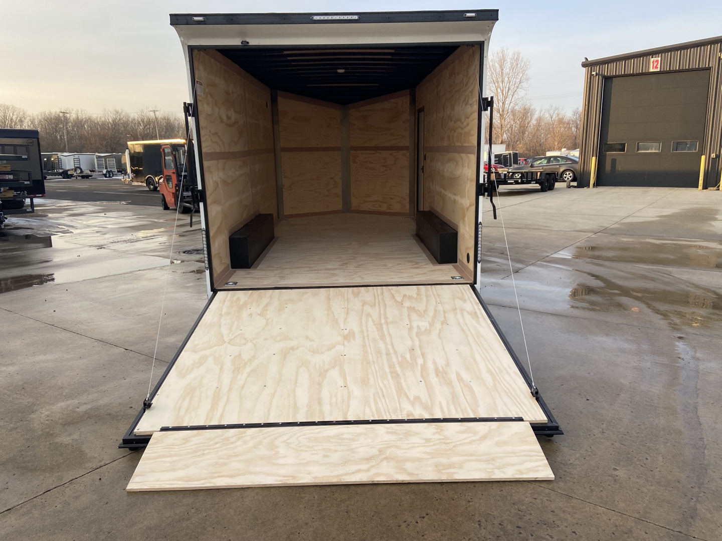 New 2026 United Trailers UJ Cargo / Enclosed Trailer 16'