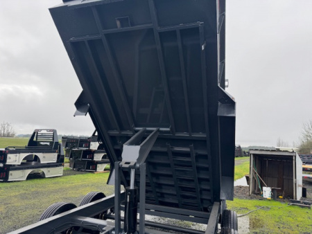 New 2026 LAMAR TRAILERS 83x14 14K DL27 Dump Trailer 24" SIDES