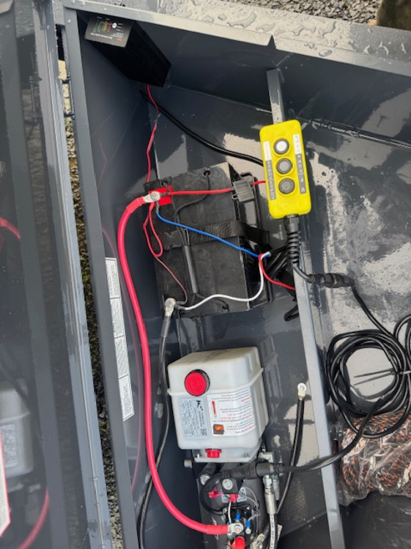 New 2026 LAMAR TRAILERS 83x14 14K DL27 Dump Trailer 24" SIDES