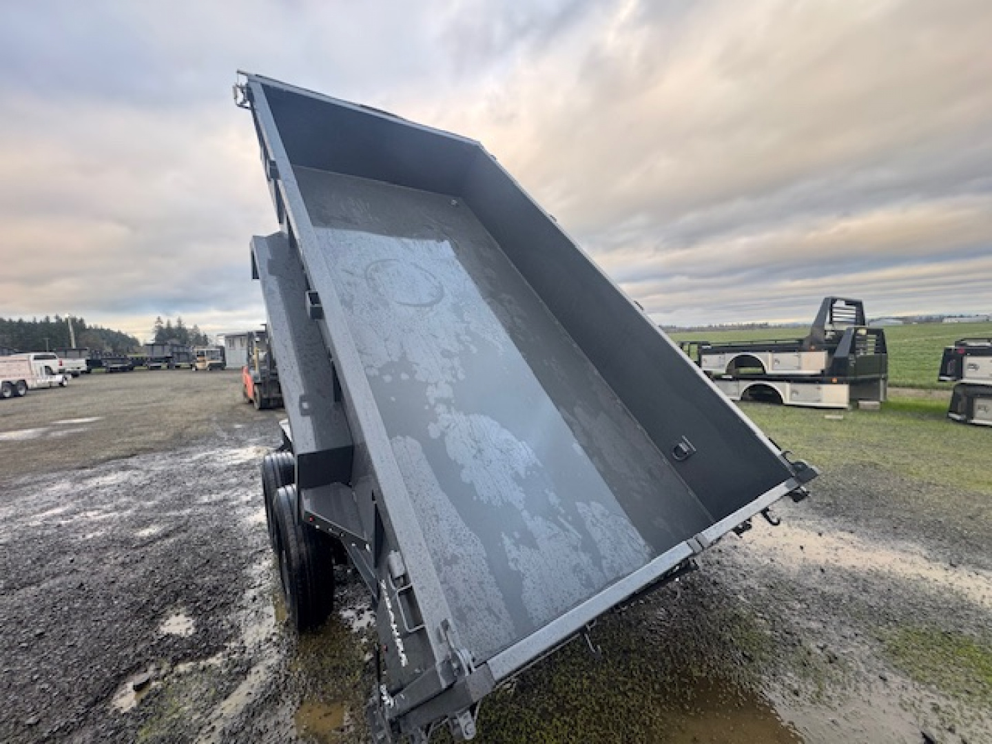 New 2026 LAMAR TRAILERS 83x14 14K DL27 Dump Trailer 24" SIDES