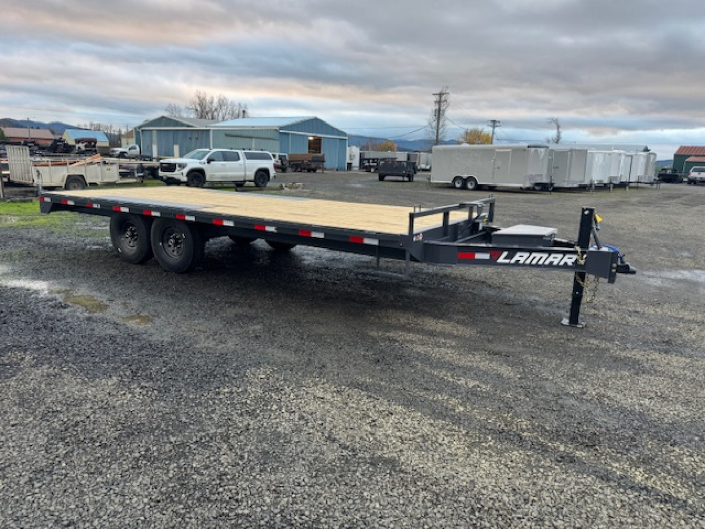 New 2026 LAMAR TRAILERS F8 102x20 14K Deckover Trailer
