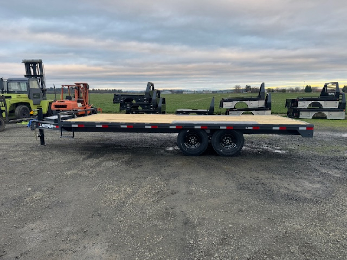 New 2026 LAMAR TRAILERS F8 102x20 14K Deckover Trailer