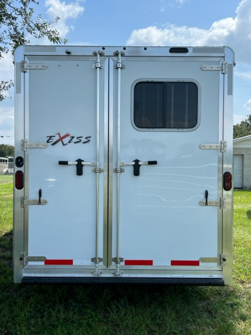 New 2026 Exiss Trailers 7300 GN w/Airflow Dividers Horse Trailer