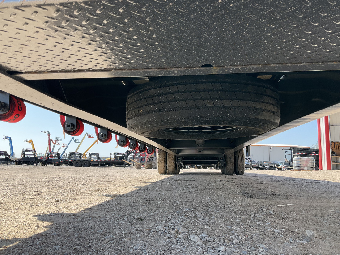 New 2026 Diamond C 102"x40' Engineered Beam FMAX210 w/ Max Ramps