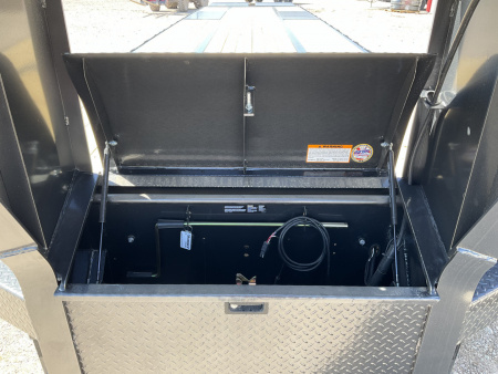 New 2026 Diamond C 102"x40' Engineered Beam FMAX210 w/ Max Ramps