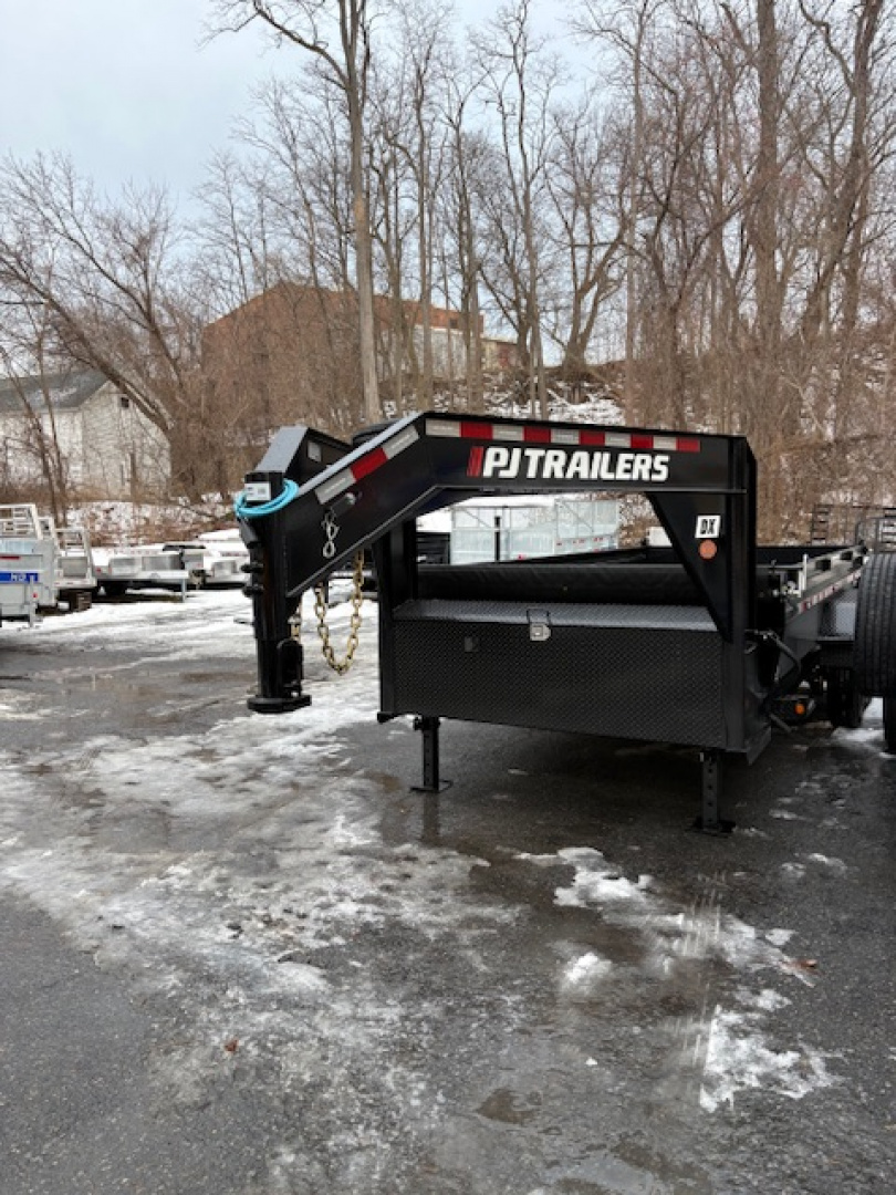 New 2026 PJ Trailers DX 16' Gooseneck Dump Trailer - 18K GVW