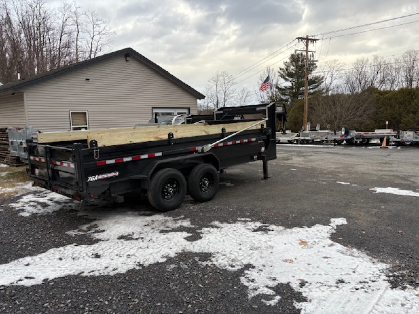 New 2026 PJ Trailers DV 16' Gooseneck Dump Trailer - 16k GVW