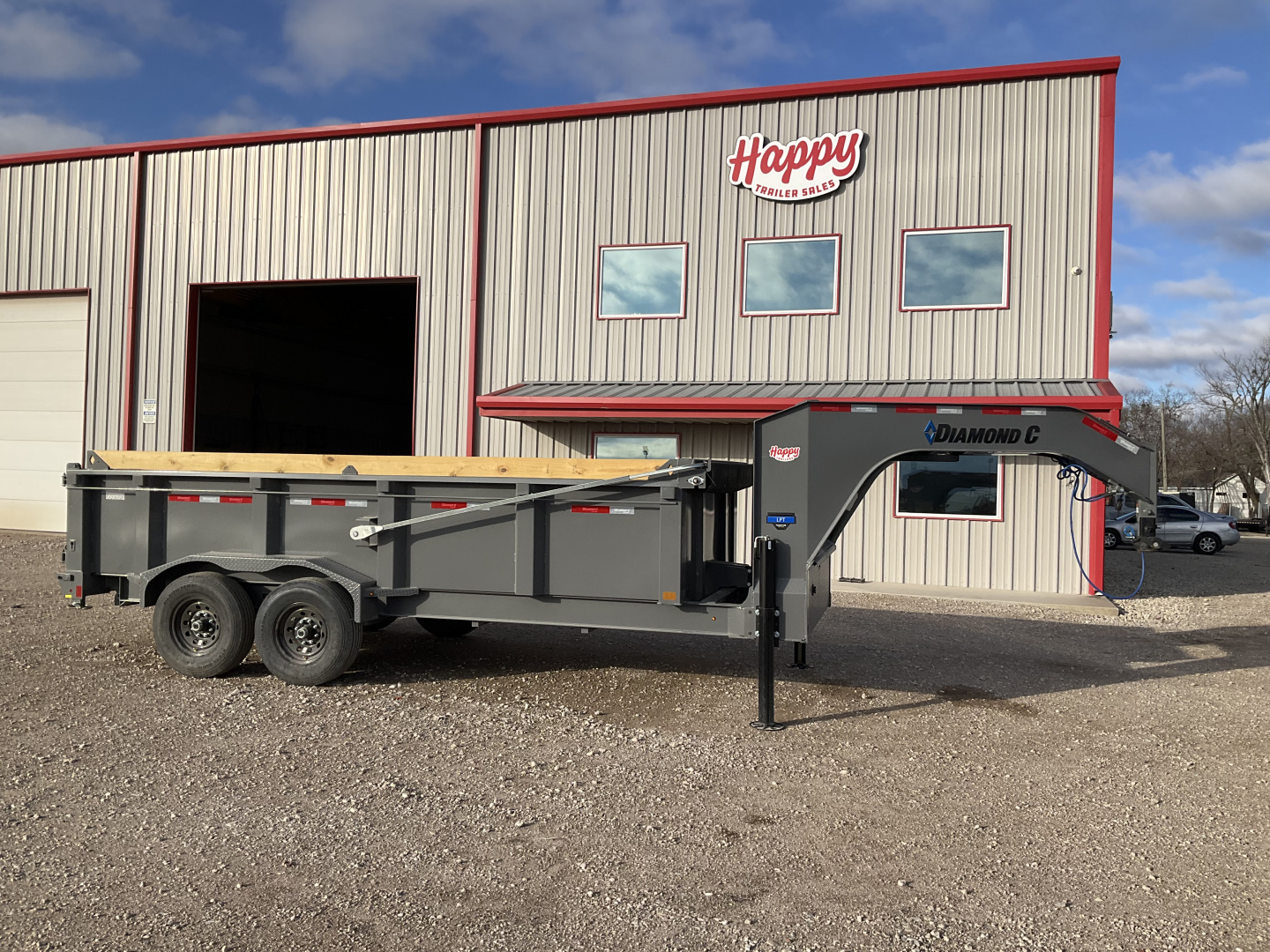 New 2026 Diamond C 82"x16' GN HD Low Profile Telescopic Dump w/ 32" Sides – LPT-GN207 Pacesetter Edition