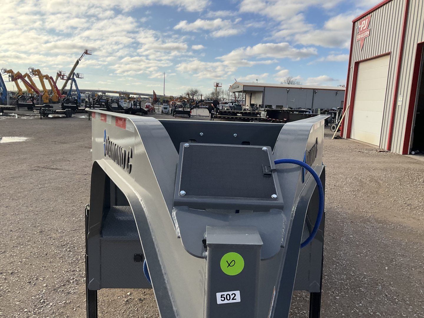 New 2026 Diamond C 82"x16' GN HD Low Profile Telescopic Dump w/ 32" Sides – LPT-GN207 Pacesetter Edition