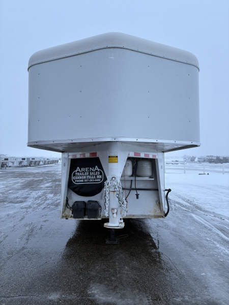 Used 2007 Bison Trailers 3 Horse 8'6" Living Quarter Horse Trailer