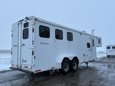 Used 2007 Bison Trailers 3 Horse 8'6" Living Quarter Horse Trailer
