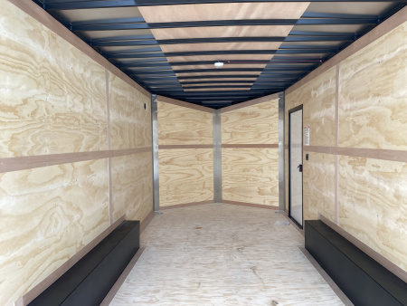New 2026 United UJ8.5 X 16 Enclosed Trailer