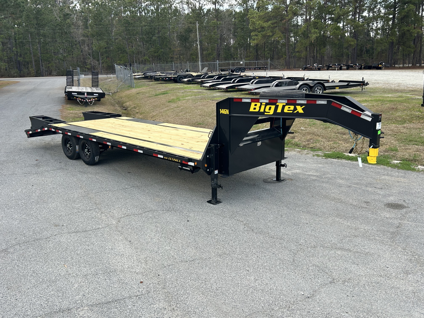 New 2026 Big Tex Trailers 14GN-( 20ft Deck + 5ft Dovetail = 25ft ) Gooseneck Flatbed Trailer