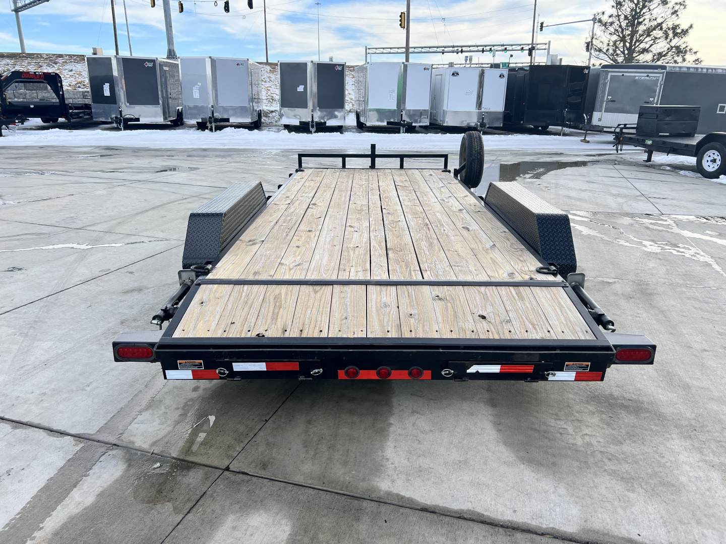 Used 2021 Load Trail 18’ flatbed Trailer 2-5200 lb axles=10K, dovetail, removable fenders, Slide In Ramps
