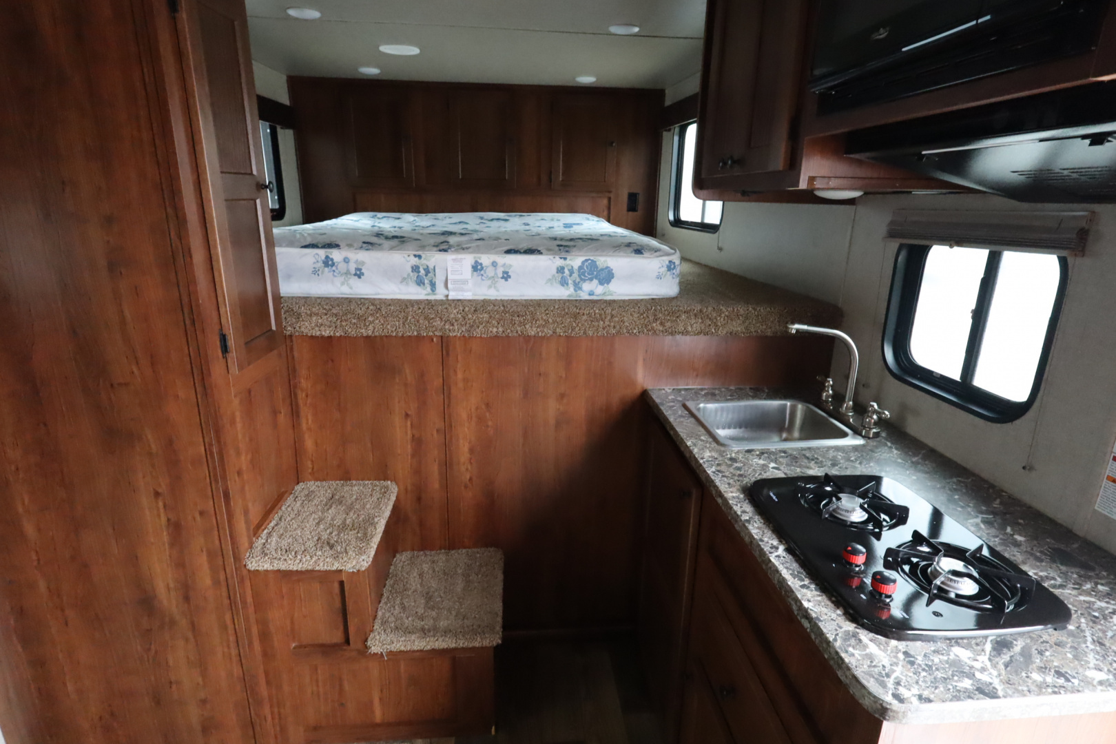 Used 2022 SMC 3 Horse LQ Slide-out Trailer