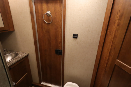 Used 2022 SMC 3 Horse LQ Slide-out Trailer