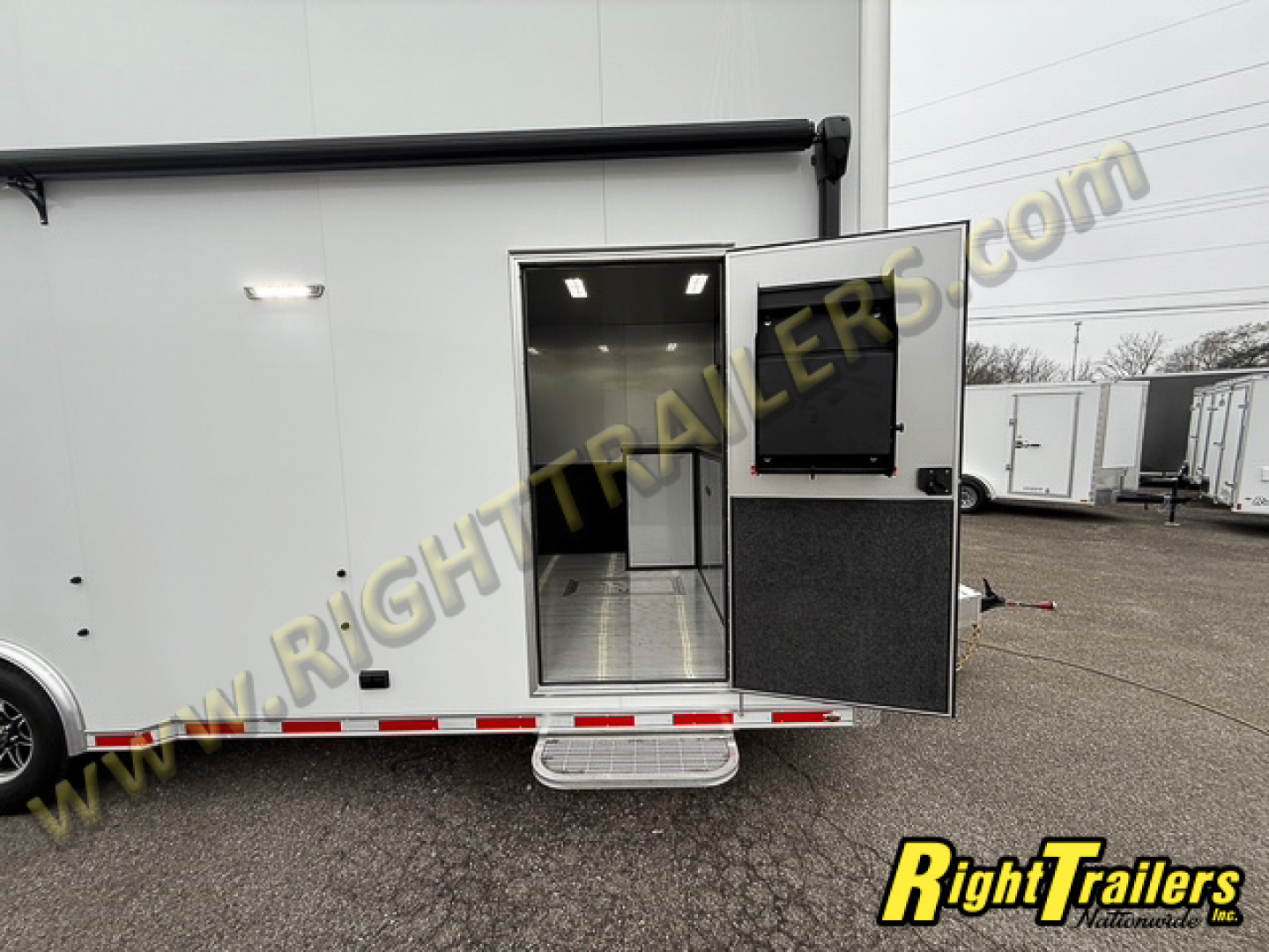 New 2026 8.5X32 iNTech STACKER