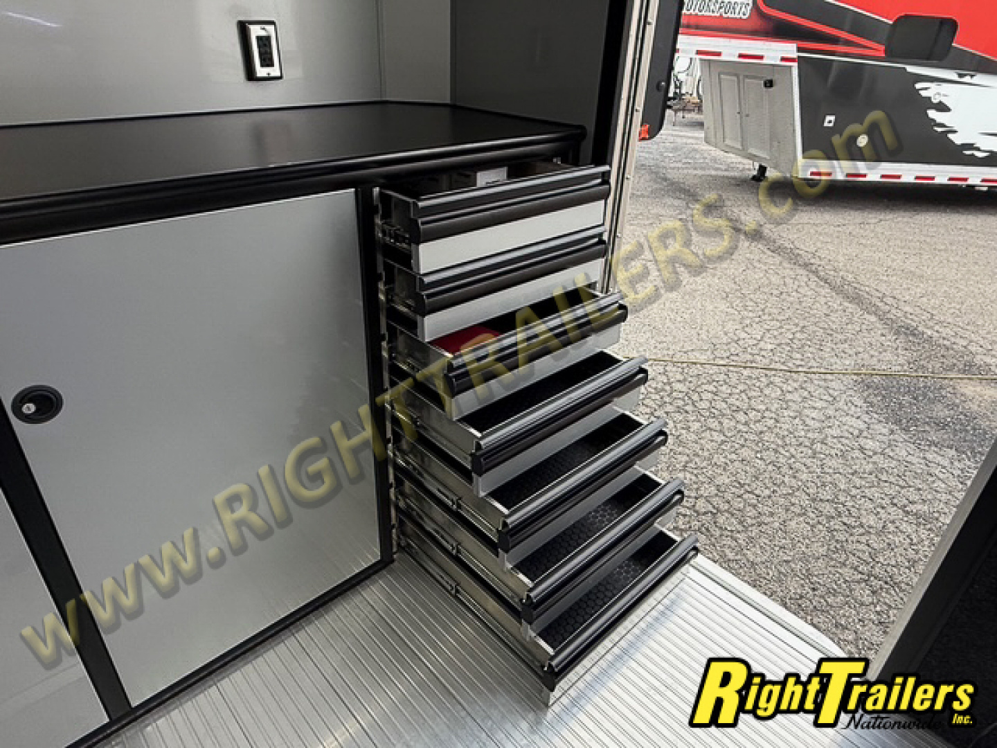 New 2026 8.5X32 iNTech STACKER