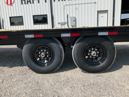 New 2026 Big Tex 102"x33' GN Tandem Axle Flatbed – 14GN