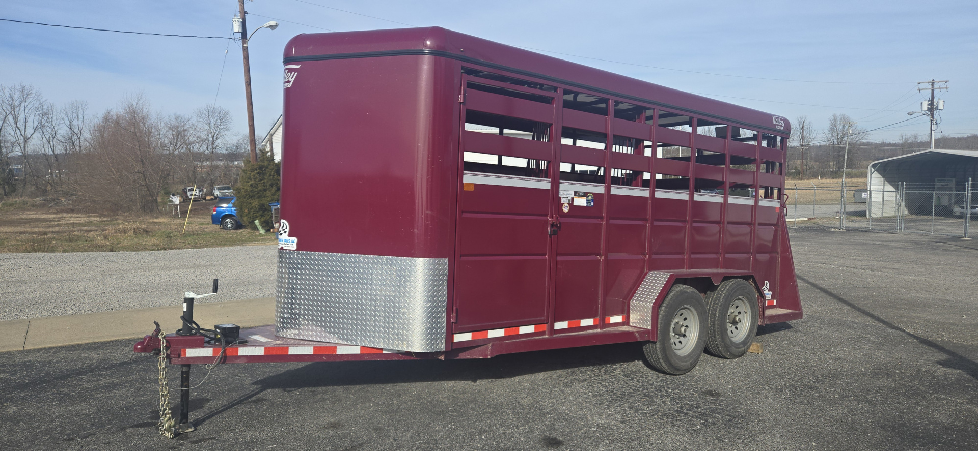 Used Repo 2025 Valley Trailers 3800 3-Horse Slant BP Horse Trailer