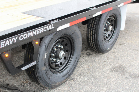 New 2026 Moritz 8' 6" x 18' + 4' Deckover Flatbed w/ Beavertail - Aluminum Ramps - 14,000# GVW